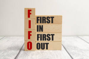 O que é Fifo Lifo Fefo?